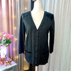 Cable & Gauge Gray Button Up Cardigan